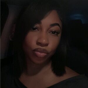 Meet your Posher, Brianna